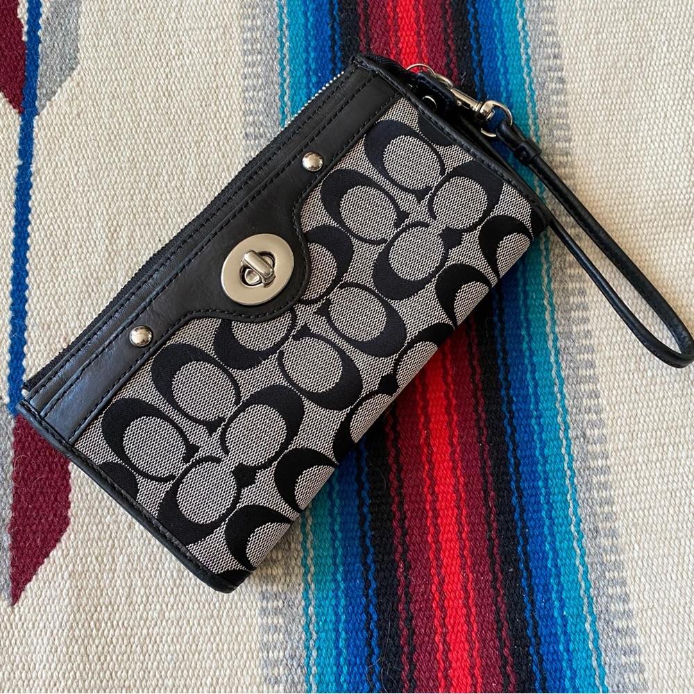 Coach wallet